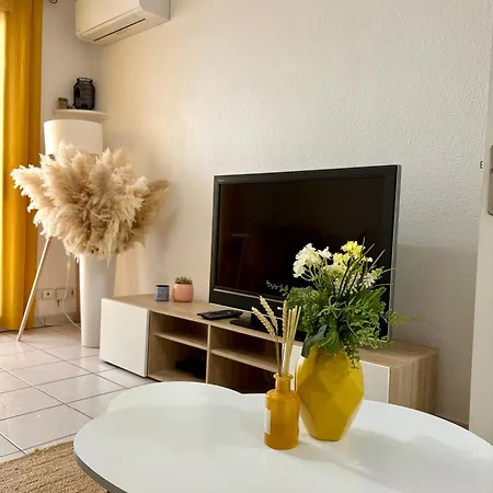 Le Juana Ii Appartement *